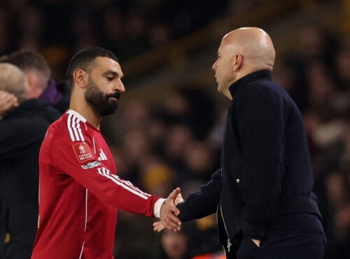 Liverpool er stadig med i flere turneringer, men sæsonen har været præget af ustabile resultater og mange skader. Nu kollapser en handel.