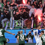 Christian Eriksen og Wolfsburg befinder sig i en svær situation i Bundesligaen, men nu har danskeren stjålet alle overskrifterne for en stund.