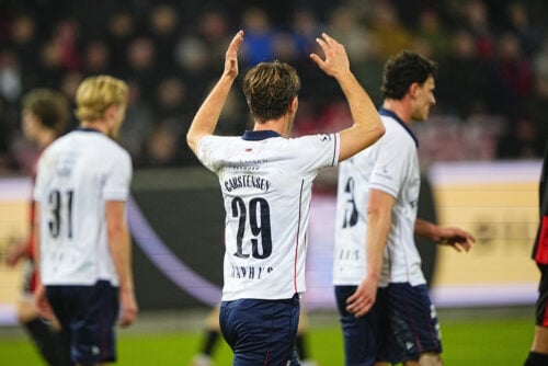 AGF snublede på målstregen til pokalfinalen, da de led et samlet nederlag på 1-2 til FC Midtjylland. Nu hagler kritikken ind.