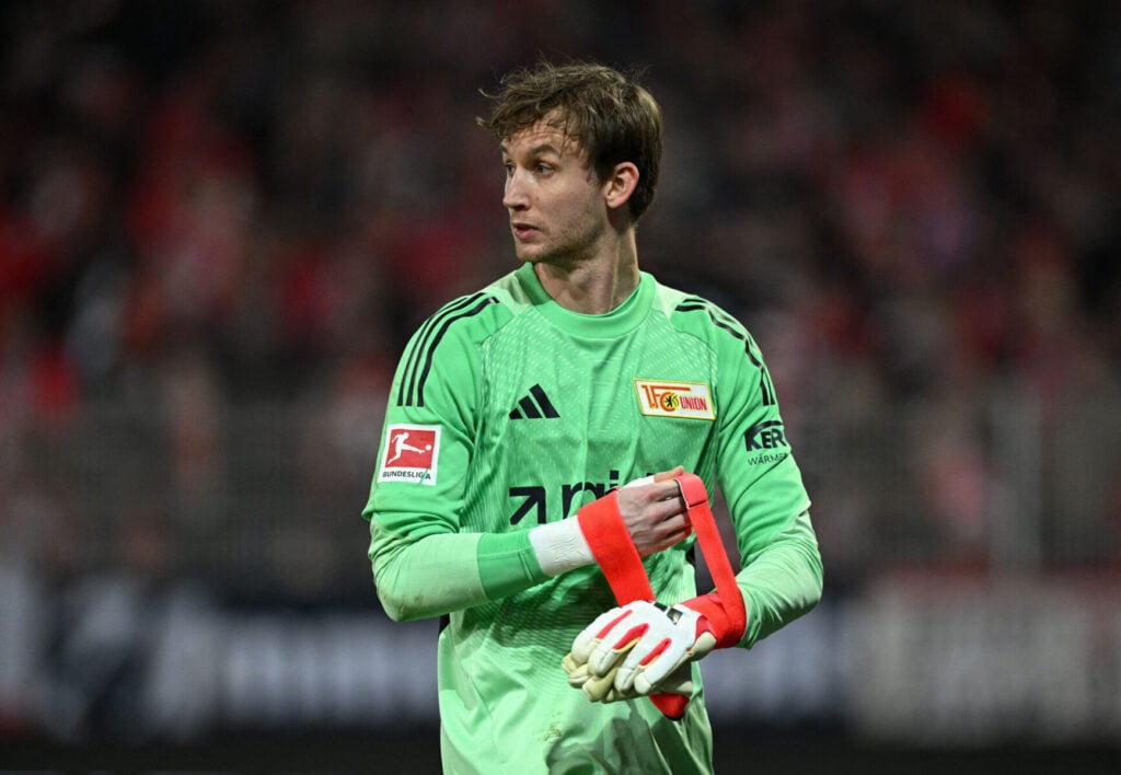 Frederik Rønnow er tilbage på landsholdet efter et opkald fra Brian Riemer.