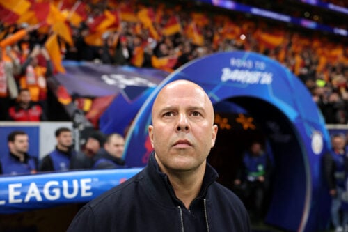 Cheftræner Arne Slot har haft en meget svingende sæson i Liverpool, hvor der op til flere gange har været fyringsrygter om hollænderen.