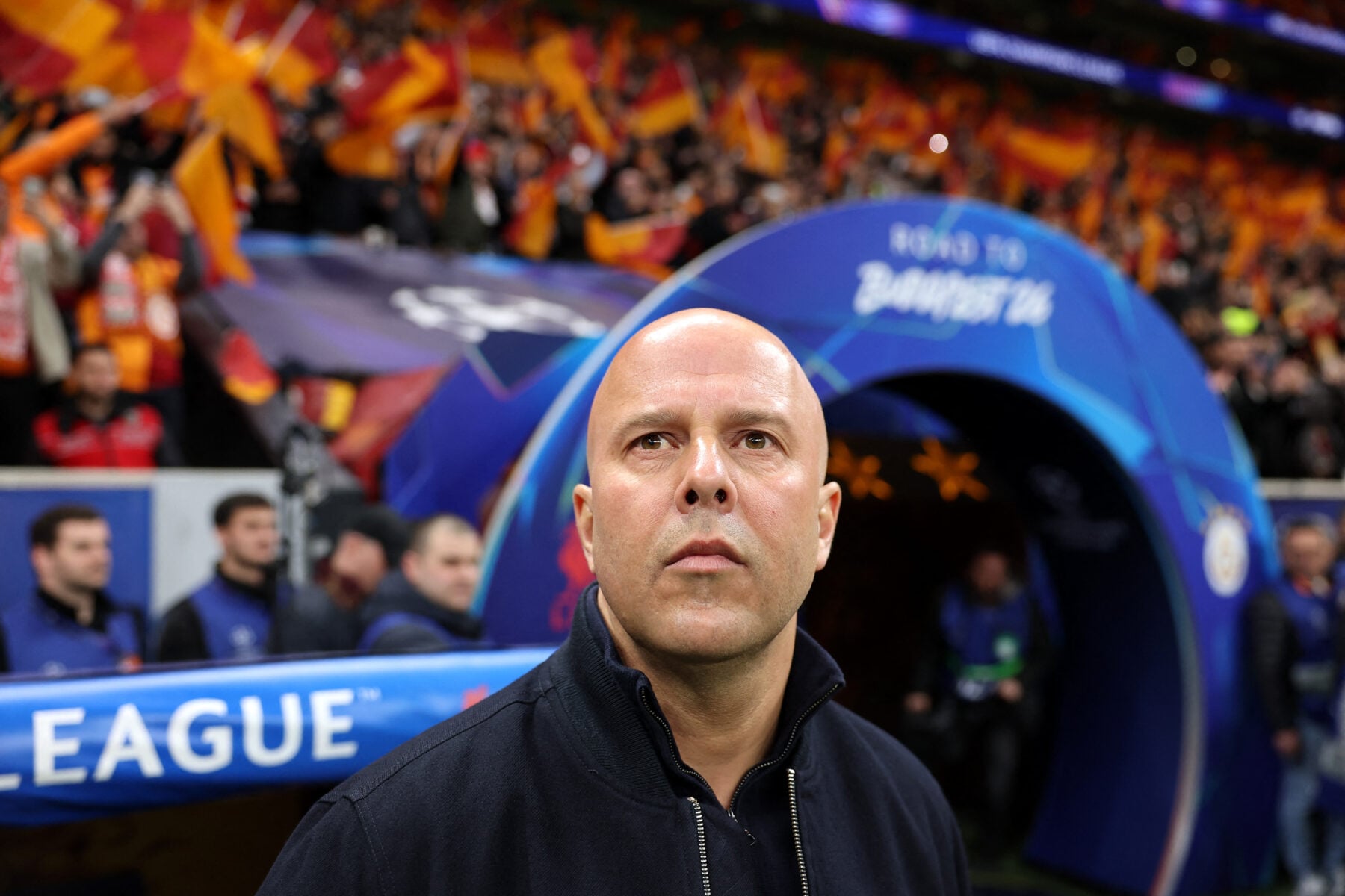 Cheftræner Arne Slot har haft en meget svingende sæson i Liverpool, hvor der op til flere gange har været fyringsrygter om hollænderen.