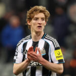 Arsenal kan være på vej mod en af sommerens helt store handler, men Newcastle forlanger en stjerne i vild byttehandel.