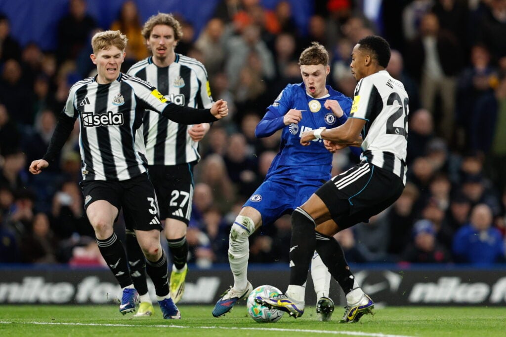 Liverpool er klar til et aktivt transfervindue til sommer, hvor flere positioner skal polstres med nye ansigter. Nu vil de på rov hos Newcastle.