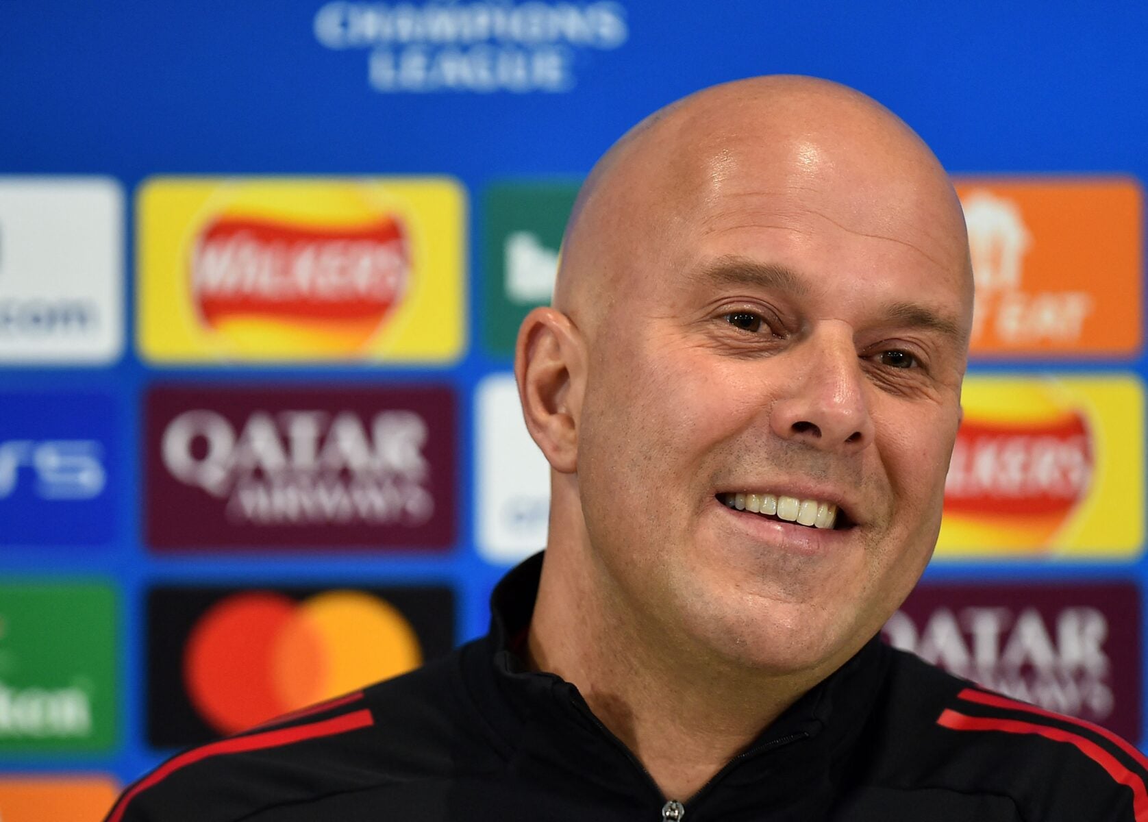 Arne Slot og Liverpool gør klar til skæbnekampen i Champions League mod Galatasaray i aften, hvor de skal vende et nederlag.