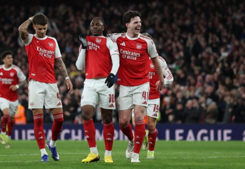 Liverpool blander sig nu i transferkampen om en Arsenal-spiller, der går en usikker fremtid i møde. En handel kan hænde til sommer.