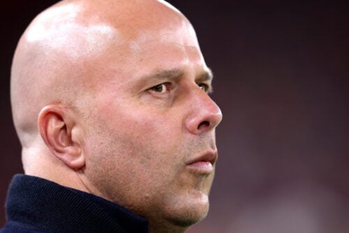 Arne Slot kan være på vej ud hos Liverpool.