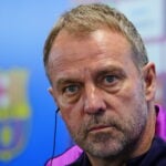 Manchester United kan stå foran en stor mulighed på transfermarkedet, hvor en profil fra FC Barcelona er kommet i spil frem mod sommeren.