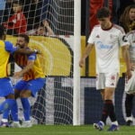 Nu fyrer Sevilla træneren.