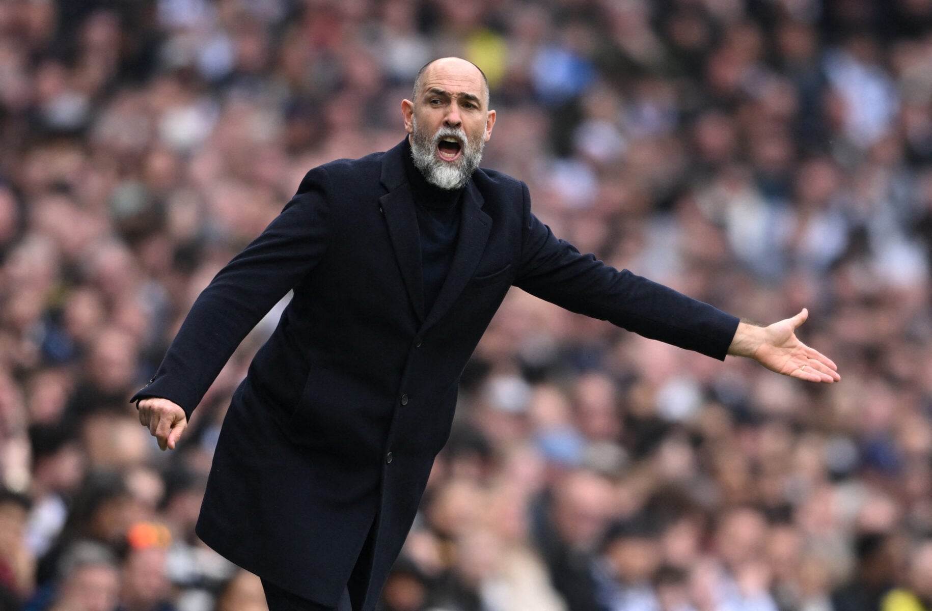 Tottenham meldes i forhandlinger med ny træner.