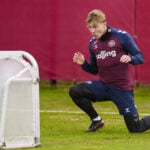 Rasmus Højlund skaber debat før Danmark møder Nordmakedonien i den afgørende VM-playoff i aften på dansk grund.