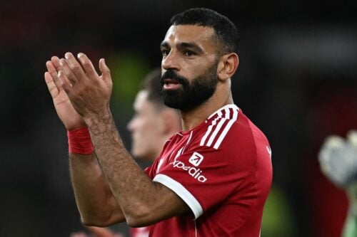 Mohamed Salah forlader Liverpool på en fri transfer.