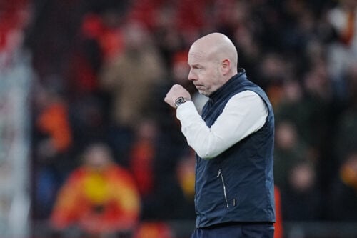 Danmark og Brian Riamer er klar til playoff-finalen mod Tjekkiet efter en overbevisende 4-0 sejr over Nordmakedonien i Parken.