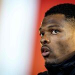 Denzel Dumfries menes at være klar på et skifte.