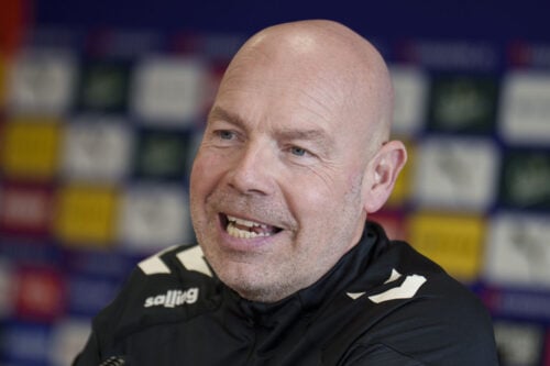 Brian Riemer har meldt noget ganske bizart.