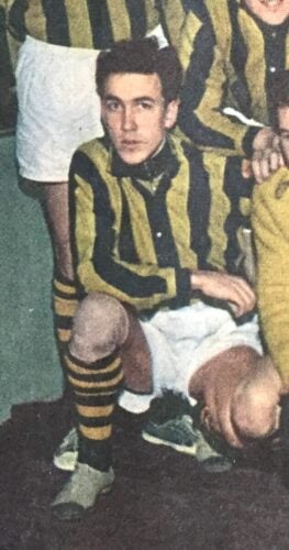 Her kan du læse fodboldhistoriker Michael Kjærbøls portræt af Benny Lohse, der var et klubikon i Brønshøj Boldklub.