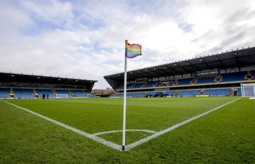 Amelia Aplin er død efter et kollaps på banen.