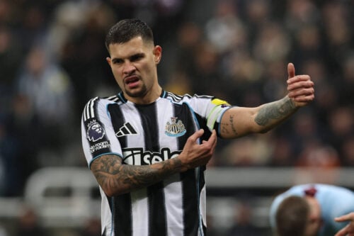 Manchester United forbereder en omfattende midtbanerenovering, og i centrum står Bruno Guimarães fra Newcastle.