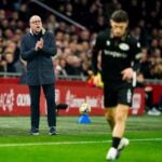 En cheftræner er blevet fyret efter blot fire måneder i en europæisk storklub. Afløseren er allerede blevet udpeget.