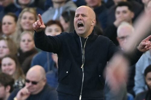 Liverpool har intensiveret jagten på en ny defensiv profil fra en storklub, hvor de nu modtager et markant boost.