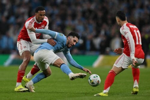 Arsenal har gang i en forrygende sæson, hvilket har skabt stor opmærksomhed omkring mange af spillerne - også fra PSG.