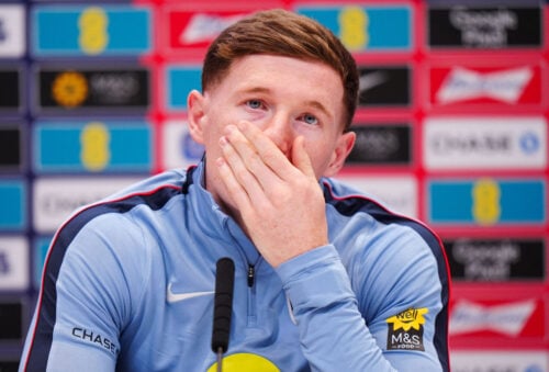 Elliot Anderson har droppet Manchester United.