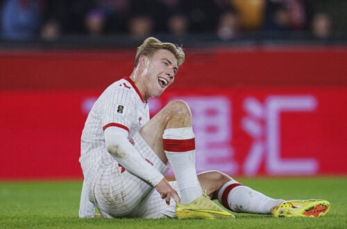 Rasmus Højlund har været igennem en følelsesmæssig rutsjebane på det seneste. Nu kommer der en skidt nyhed om danskeren.