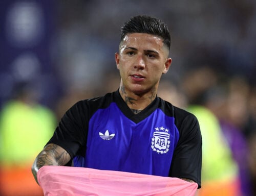 Nu siger Enzo Fernández undskyld.