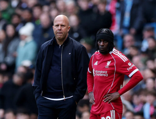 Liverpool står over for en afgørende periode, hvor der kan ske markante ændringer på trænerposten. Nu dukker en ny kandidat op.