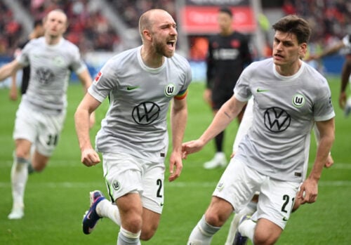 Det danske trekløver fra Wolfsburg i form af Christian Eriksen, Joakim Mæhle og Jonas Wind stjal billedet i en vild Bundesliga-kamp.