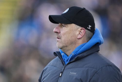 Alexander Zorniger endte både med at skifte Fiete Arp ind og ud.