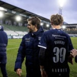 AGF nærmer sig det første danske mesterskab i 40 år. Nu reagerer cheftræner Jakob Poulsen på den gunstige situation, som klubben er i.