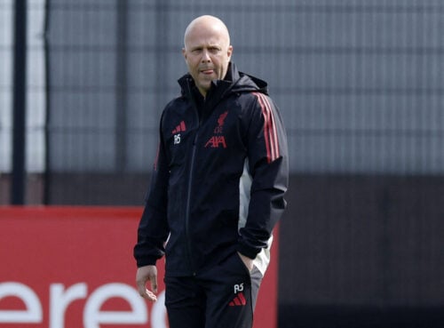 Arne Slot har truffet et opsigtsvækkende valg.