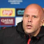 Dén ramte Arne Slot helt skævt.