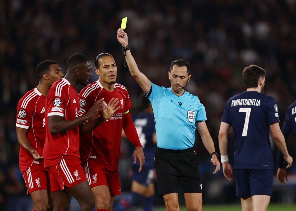 Liverpool-stjernen får en hård medfart.