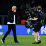 Arne Slot og Liverpool blev kørt ud af banen, da de tabte 0-2 til Paris Saint-Germain i Champions League-kvartfinalen. Nu kan det være slut.