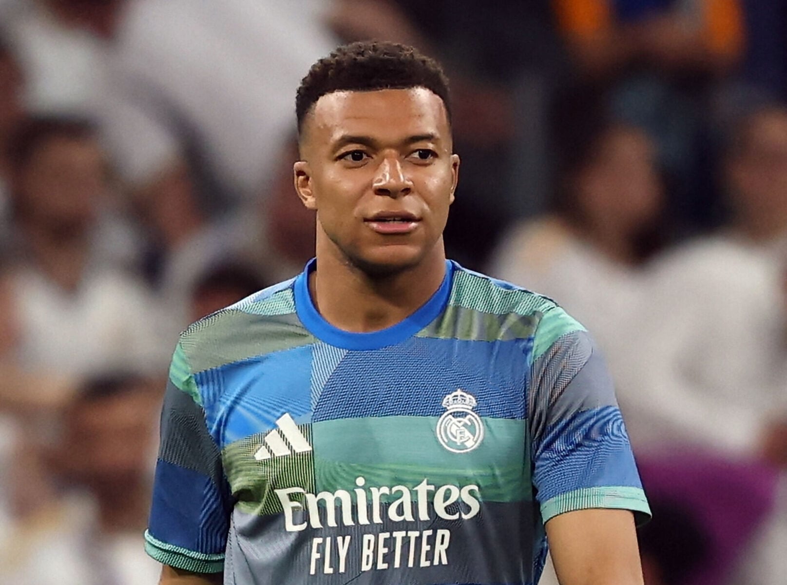 Kylian Mbappé blev slået til blods.