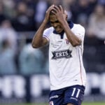 Fokus er rettet mod mandagens topbrag i 3F Superligaen, hvor Gift Links og AGF kan udbygge føringen til syv point med en sejr over FCM.