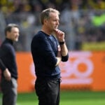 Leverkusen vil evaluere trænersituationen til sommer og overvejer et muligt skifte på posten, hvorfor Kasper Hjulmand snart kan være passé.