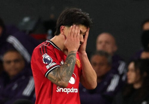 Lisandro Martinez måtte tidligt i bad.