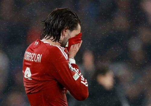 Liverpool røg tirsdag aften ud med et historisk brag i Champions League, da de tabte på ny til et kynisk PSG-mandskab.