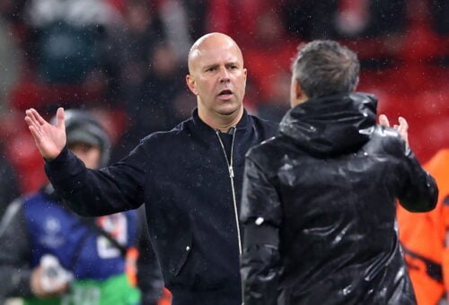 Forud for weekendens Premier League-opgør mod Crystal Palace er der nu blusset spekulationer op omkring fremtiden for Arne Slot i Liverpool.