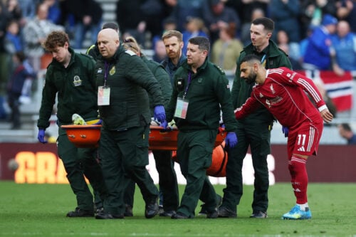 Liverpool-stjerne kørt på hospitalet.