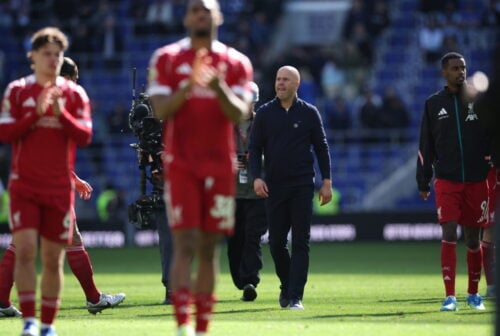 Der er lagt op til en intens kamp for Liverpool, som står over for Crystal Palace i Premier League, men et stort transferrygte stjæler fokus.