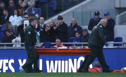 Det intense Merseyside-derby på det nye Hill Dickinson Stadium endte i en bittersød sejr til Liverpool, men prisen var dyr for begge klubber.