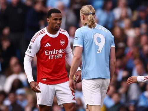 Erling Haaland stjal endnu en gang rampelyset, da Manchester City tæmmede Arsenal i en dramatisk mesterskabsgyser i Premier League.