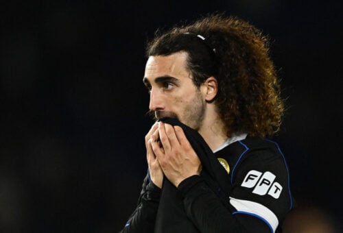 Chelsea fik afsløret hemmelighed af frisør.