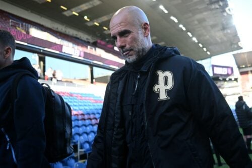 Manchester City er lige nu i pole-position til at vinde Premier League, mens de vil hente en Chelsea-stjerne til klubben denne sommer.