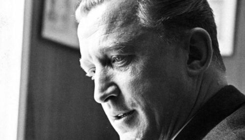 Denne serie omhandler de trænere, der igennem tiderne har coachet det danske landshold. I dag har vi fokus på Ernst Netuka og Poul Petersen.