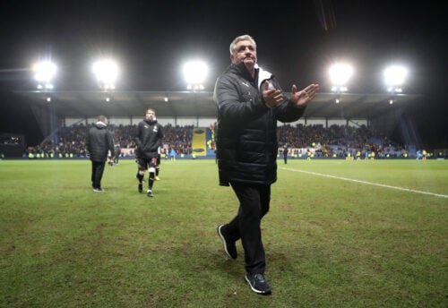 En sand Premier League-legende har besluttet sig for at indstille sin glorværdige karriere med øjeblikkelig virkning.